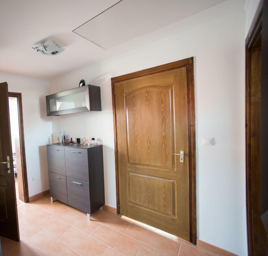 Marilyn Apartman Gyenesdias Luaran gambar